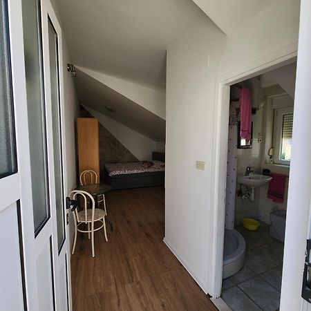 Apartmani Sole Вис Номер фото